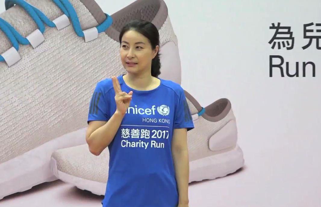 郭晶晶近况揭秘，小巷中的独特风味探寻
